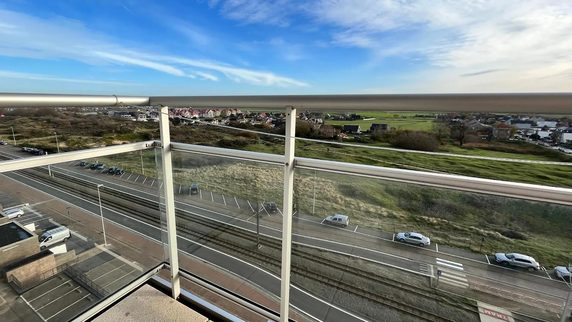 Stylish Apartment With Stunning Open View On Warandeduinen Middelkerke